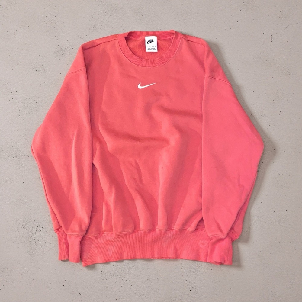 Nike Womens XS Coral Pink Center Swoosh Crewneck Sweatshirt Pullover Fleece